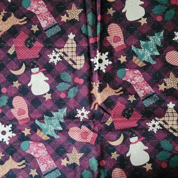 North Bay Christmas Fabric by Thimbleberries 26" x 44" Remnant - Picture 1 of 3